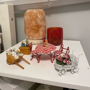 Minature Doll Furnitures